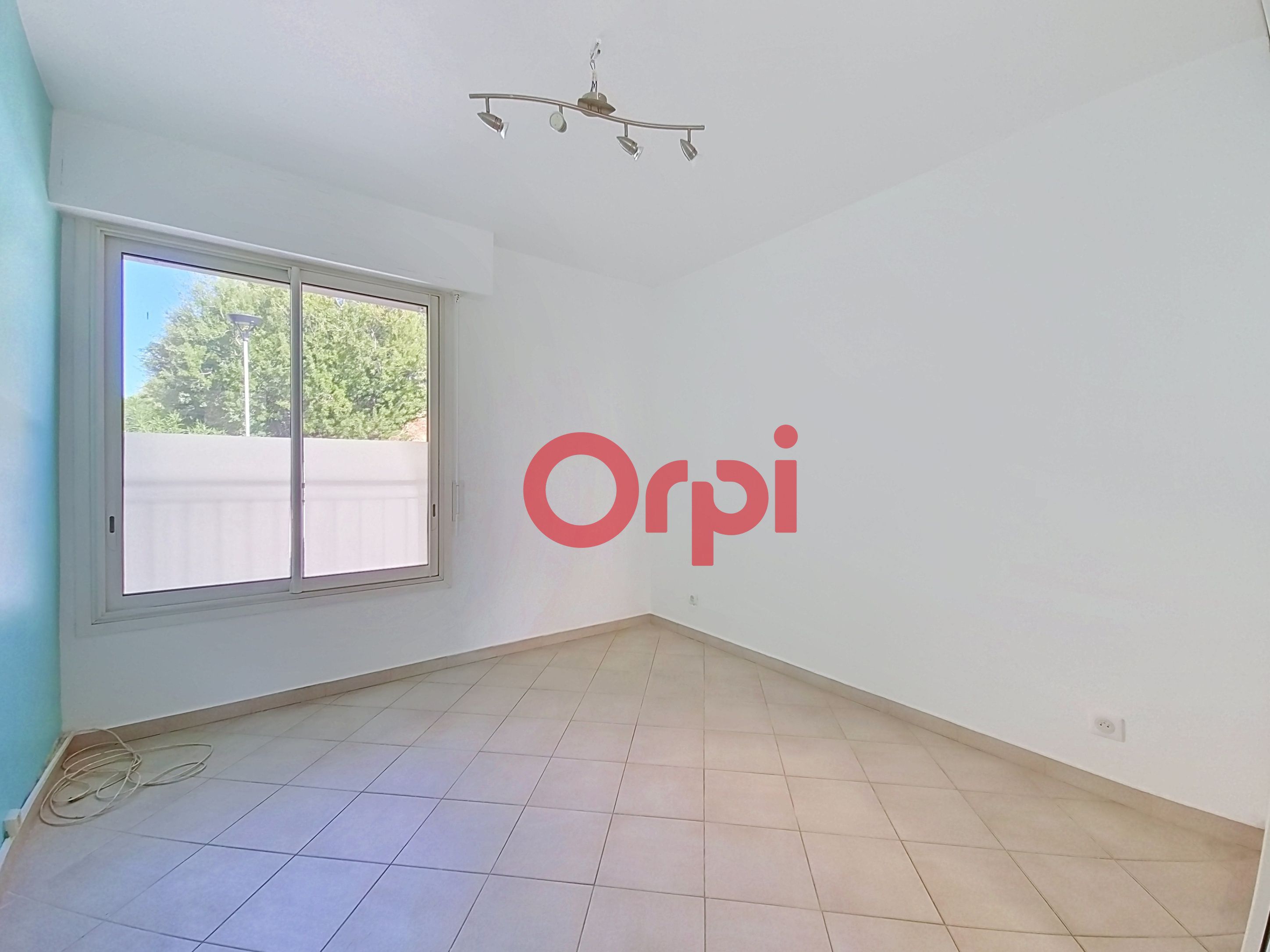 Appartement - LA SEYNE SUR MER