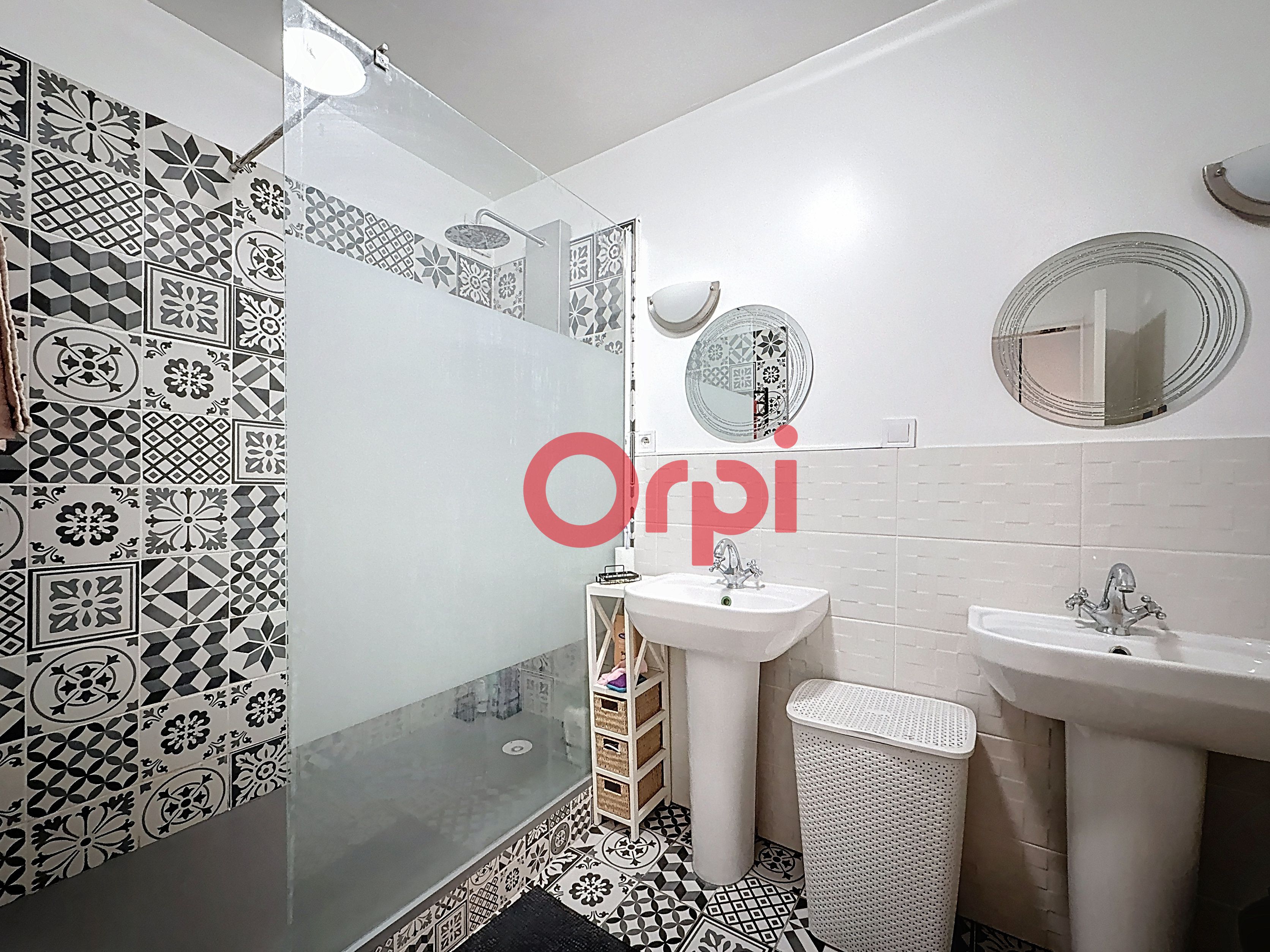 Apartment - LA SEYNE-SUR-MER