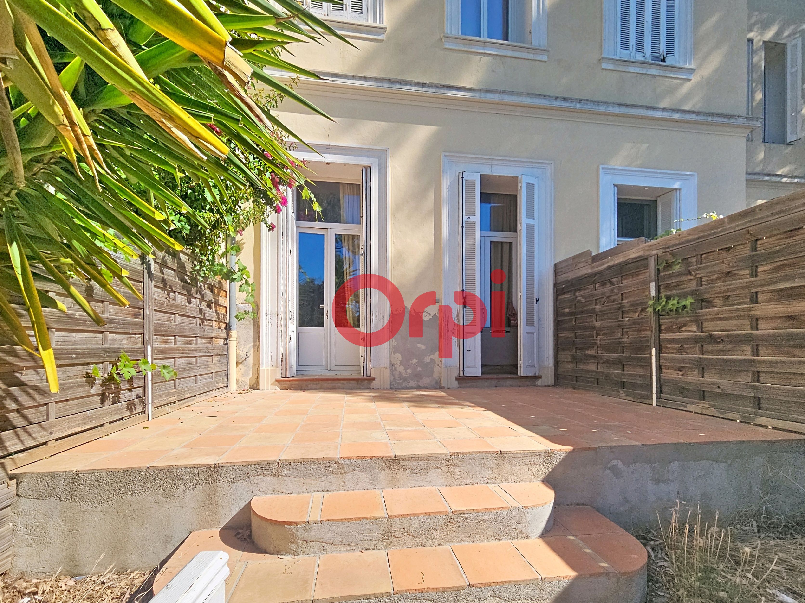 Apartment - LA SEYNE-SUR-MER