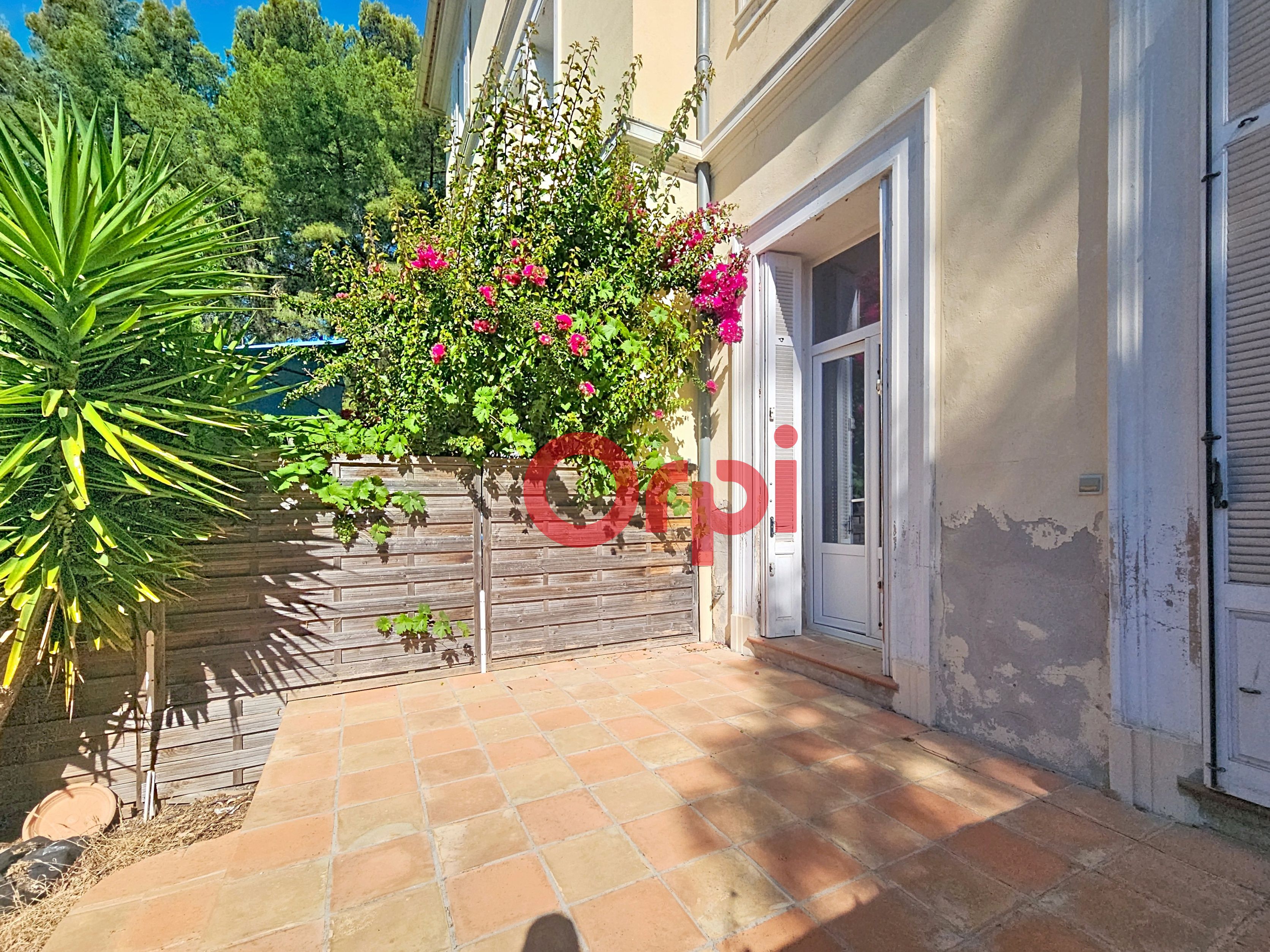 Apartment - LA SEYNE-SUR-MER