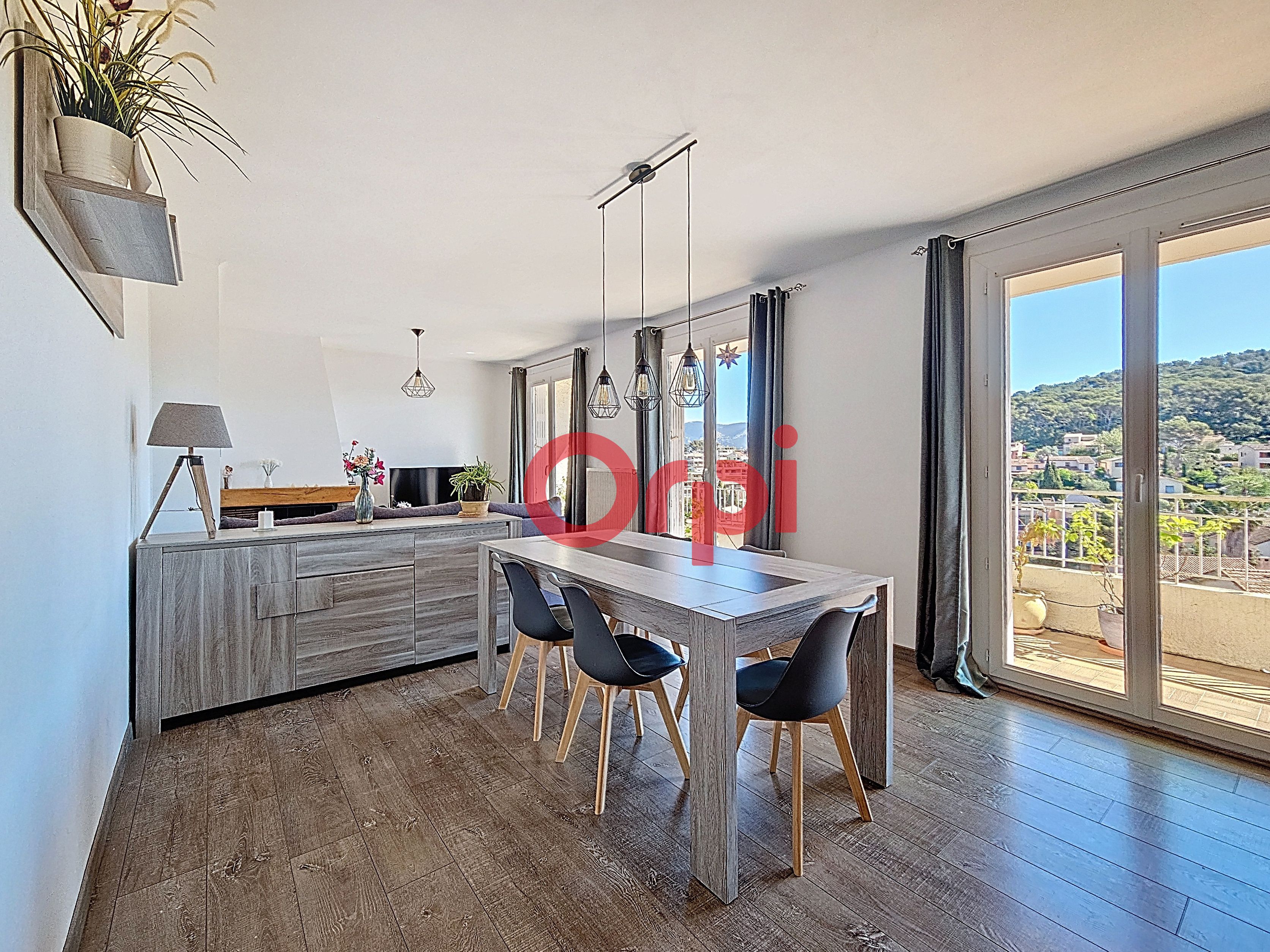 Apartment - LA SEYNE-SUR-MER