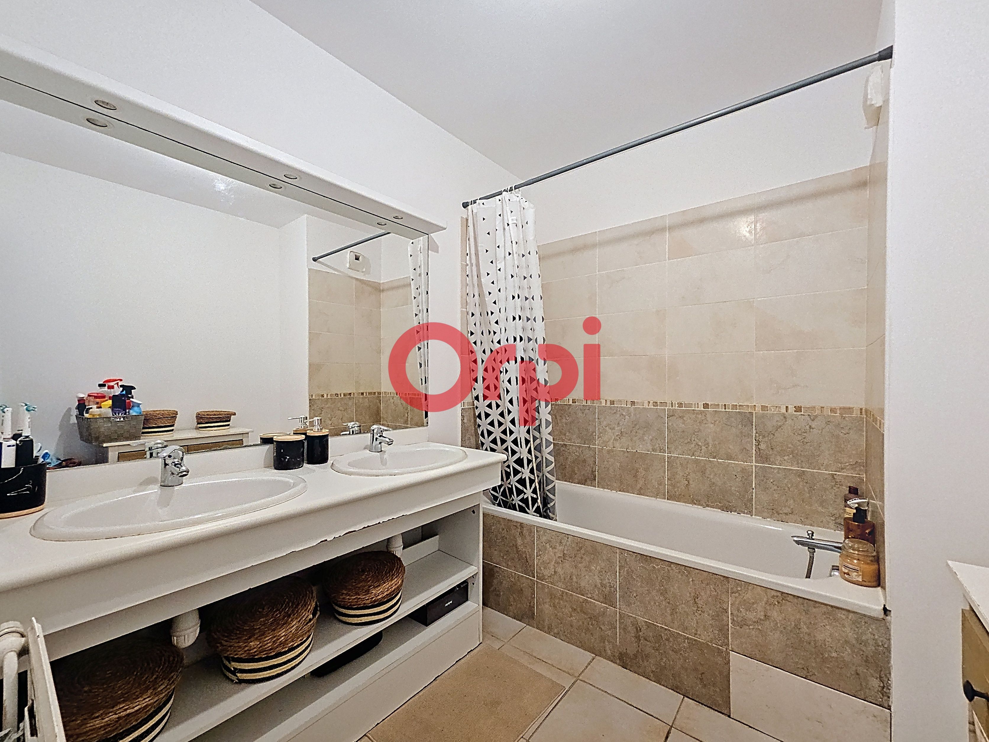 Appartement - LA SEYNE SUR MER