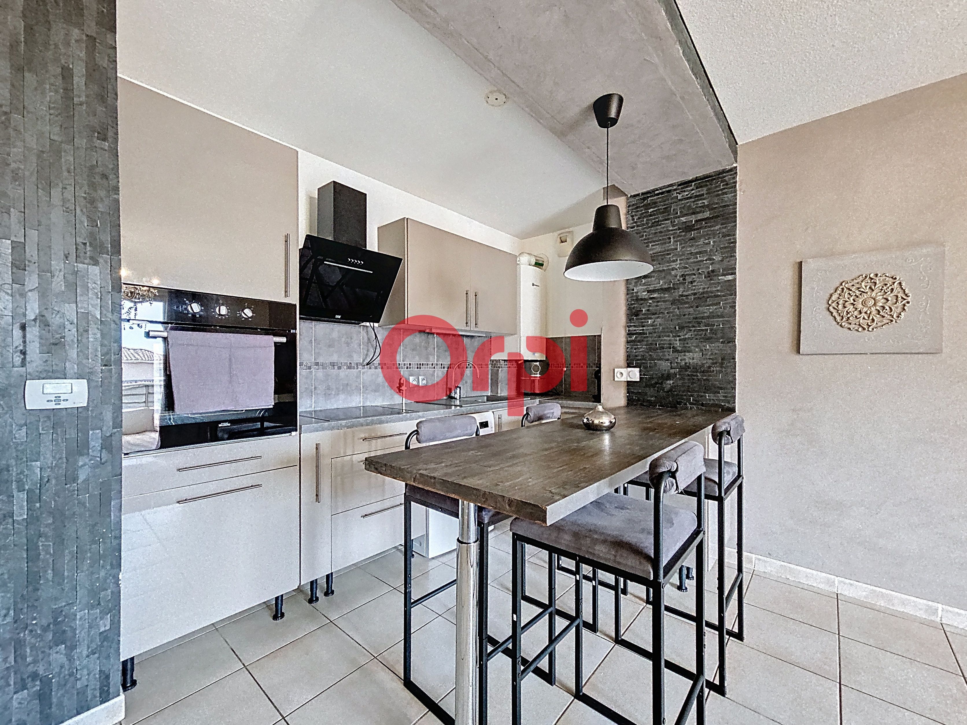 Appartement - LA SEYNE SUR MER