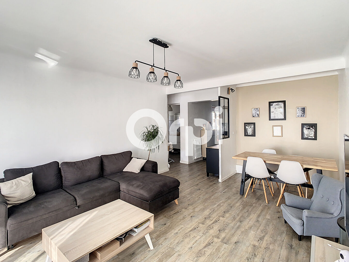 Appartement - SIX FOURS LES PLAGES