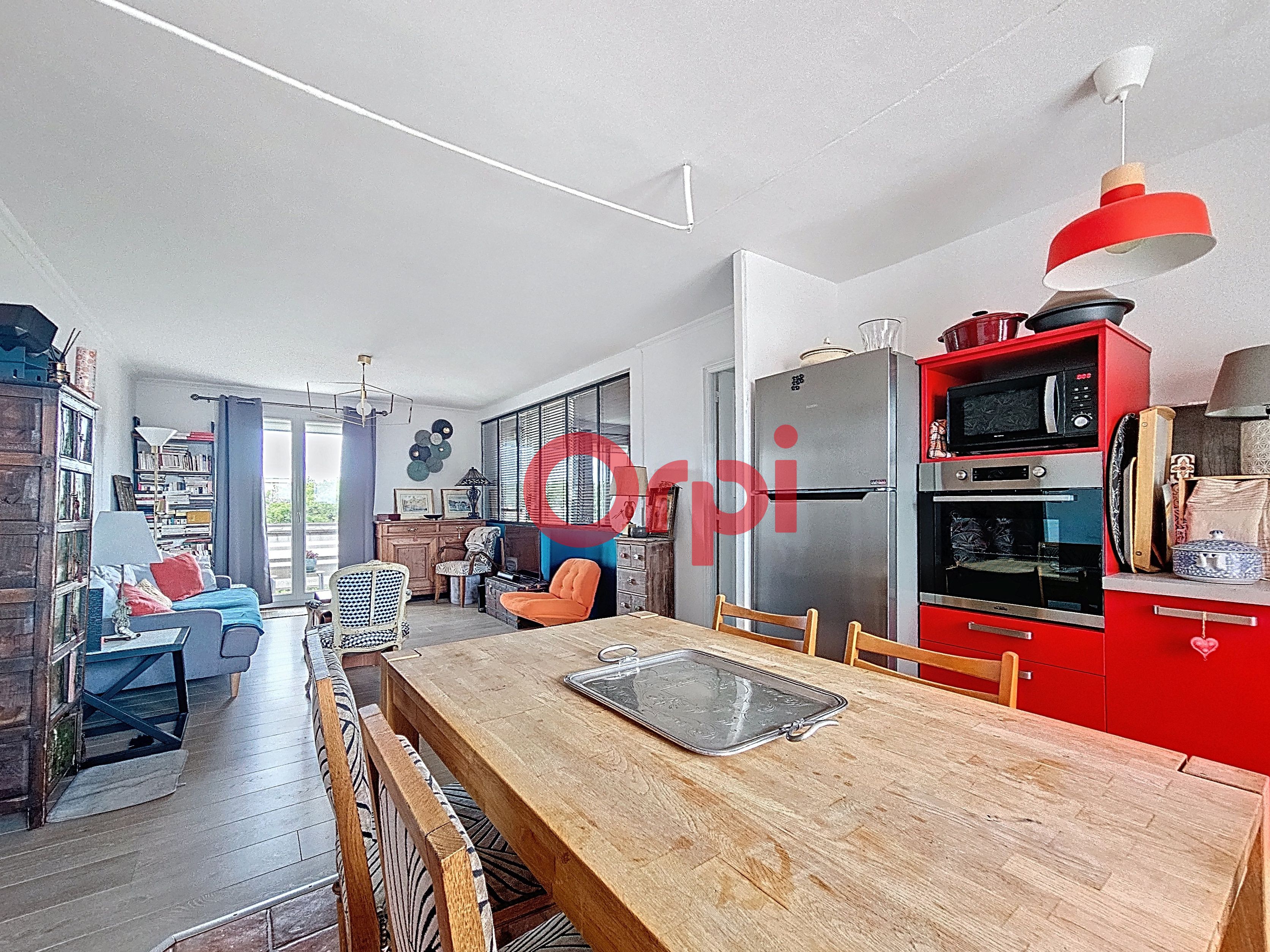 Appartement - SIX FOURS LES PLAGES