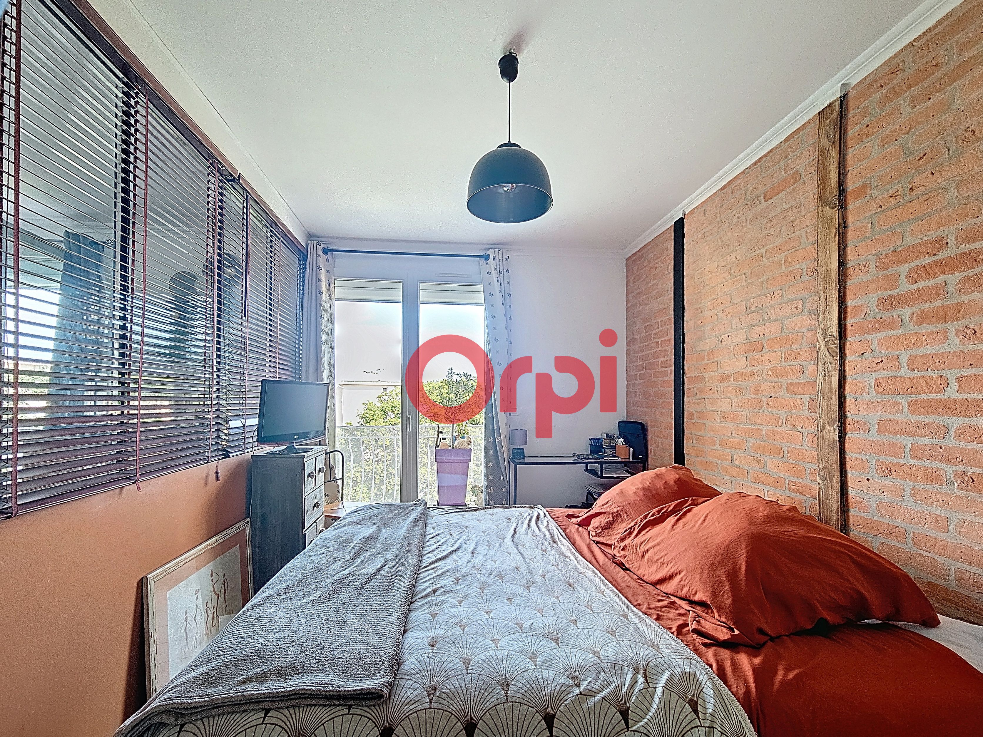 Appartement - SIX FOURS LES PLAGES