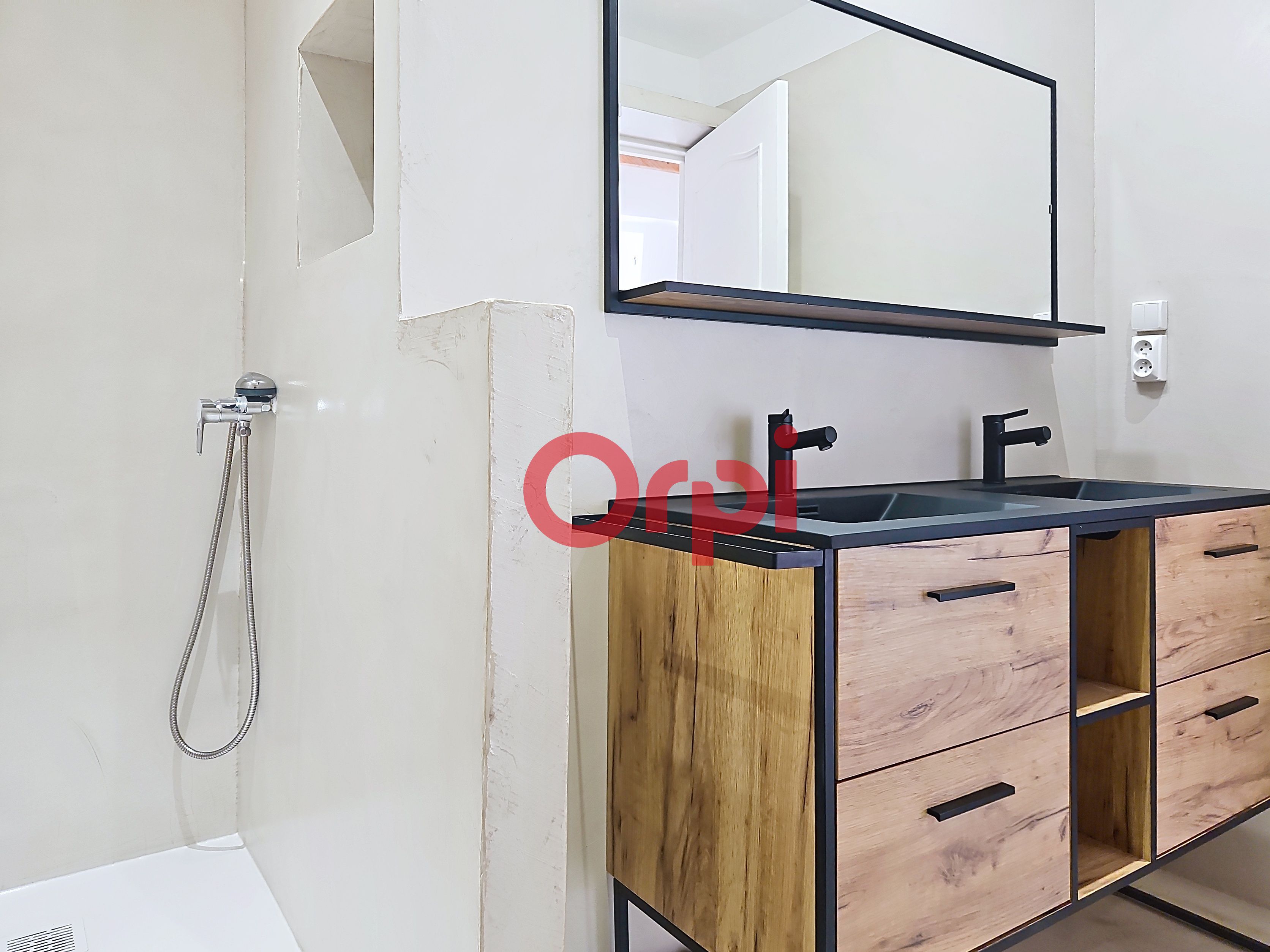 Appartement - LA SEYNE SUR MER