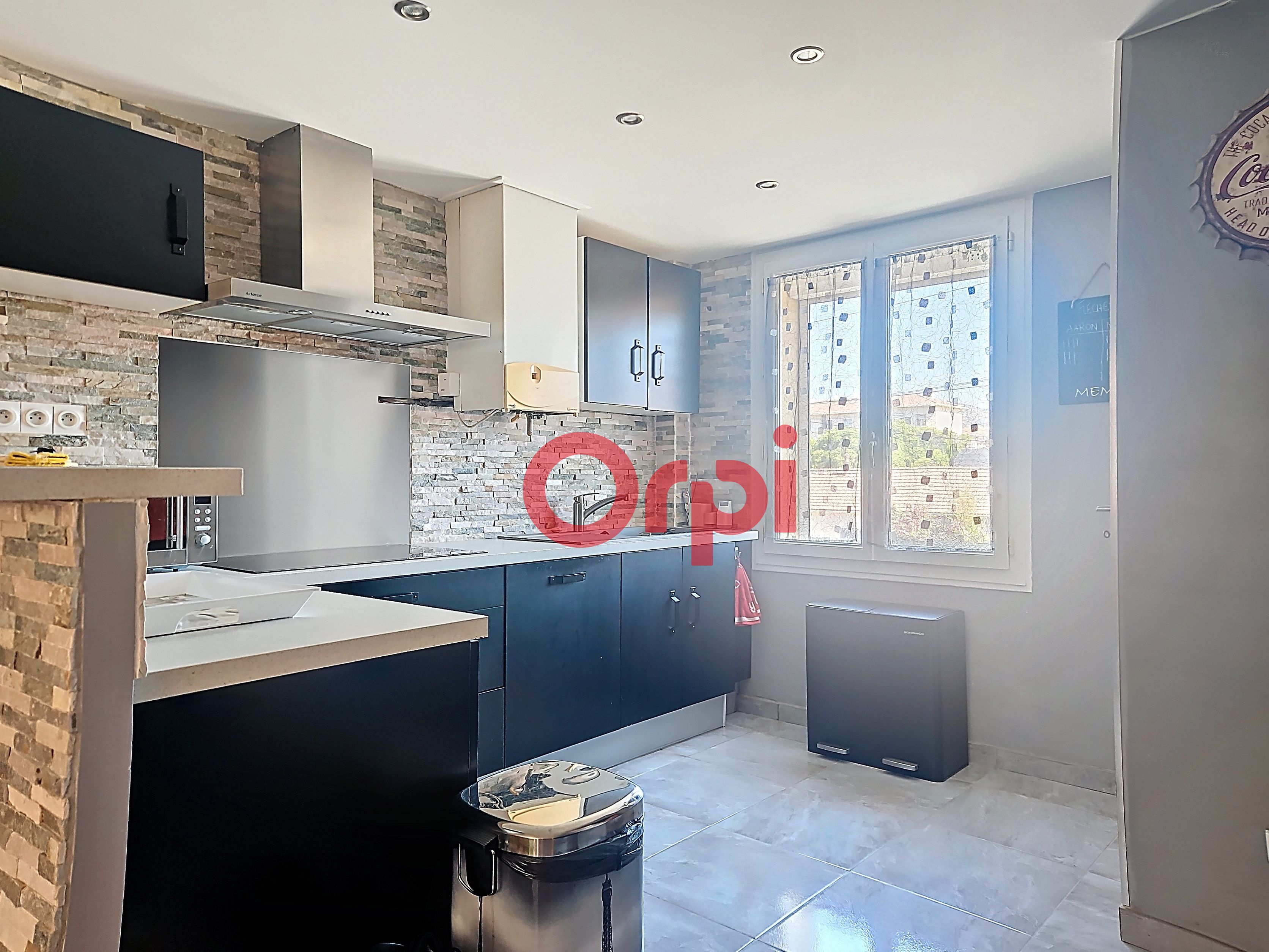 Appartement - LA SEYNE SUR MER