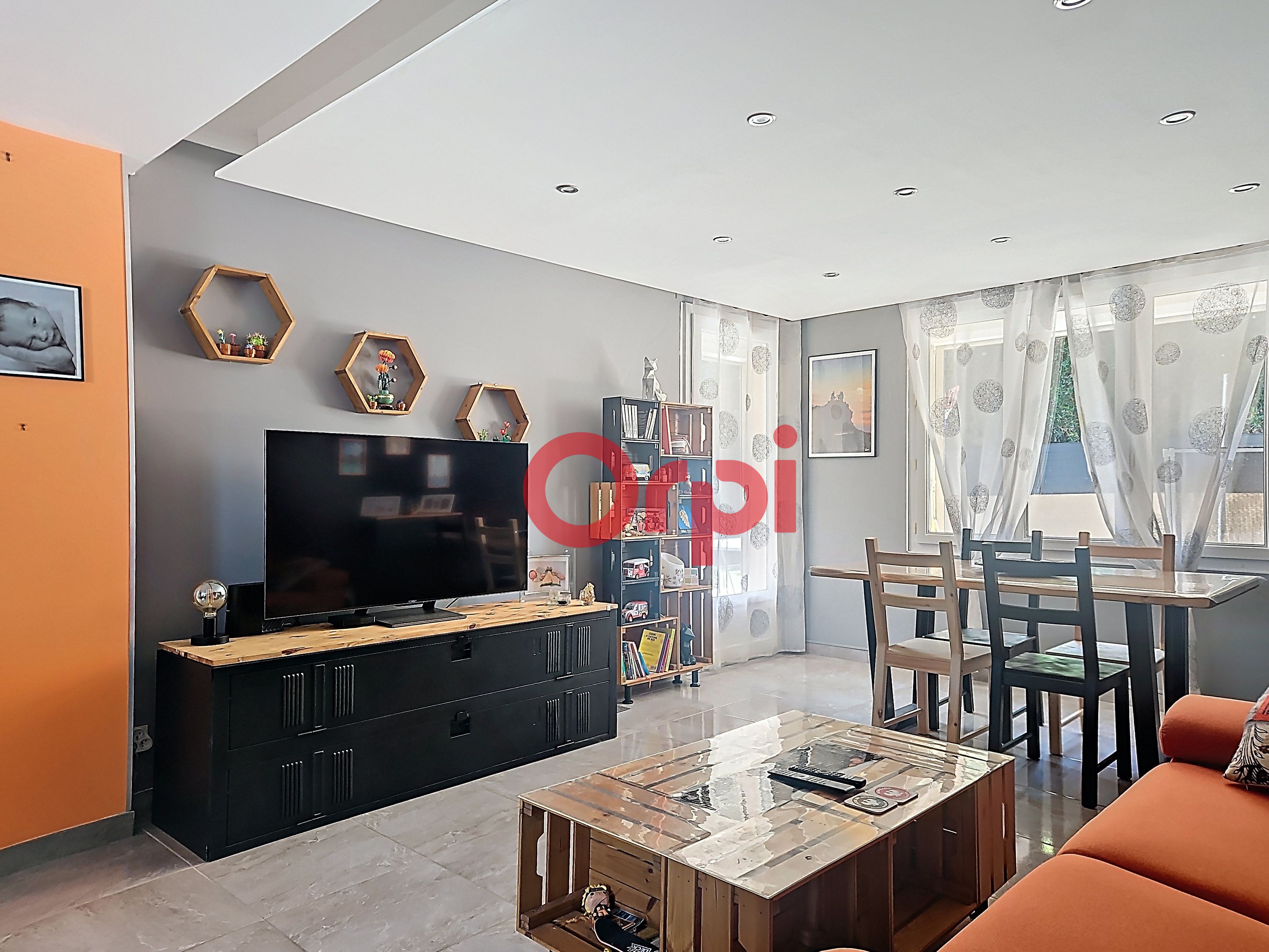 Appartement - LA SEYNE SUR MER