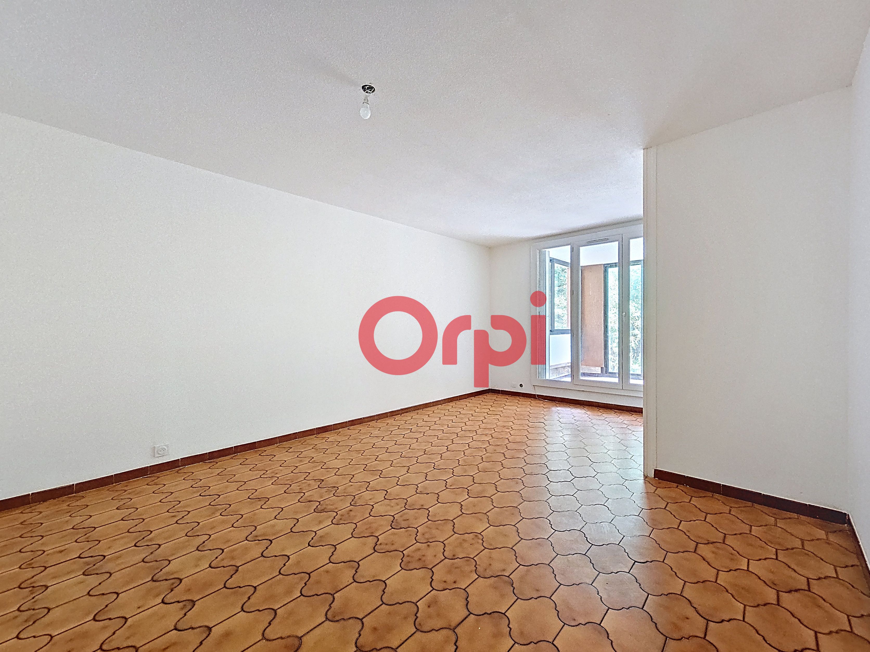 Apartment - LA SEYNE-SUR-MER