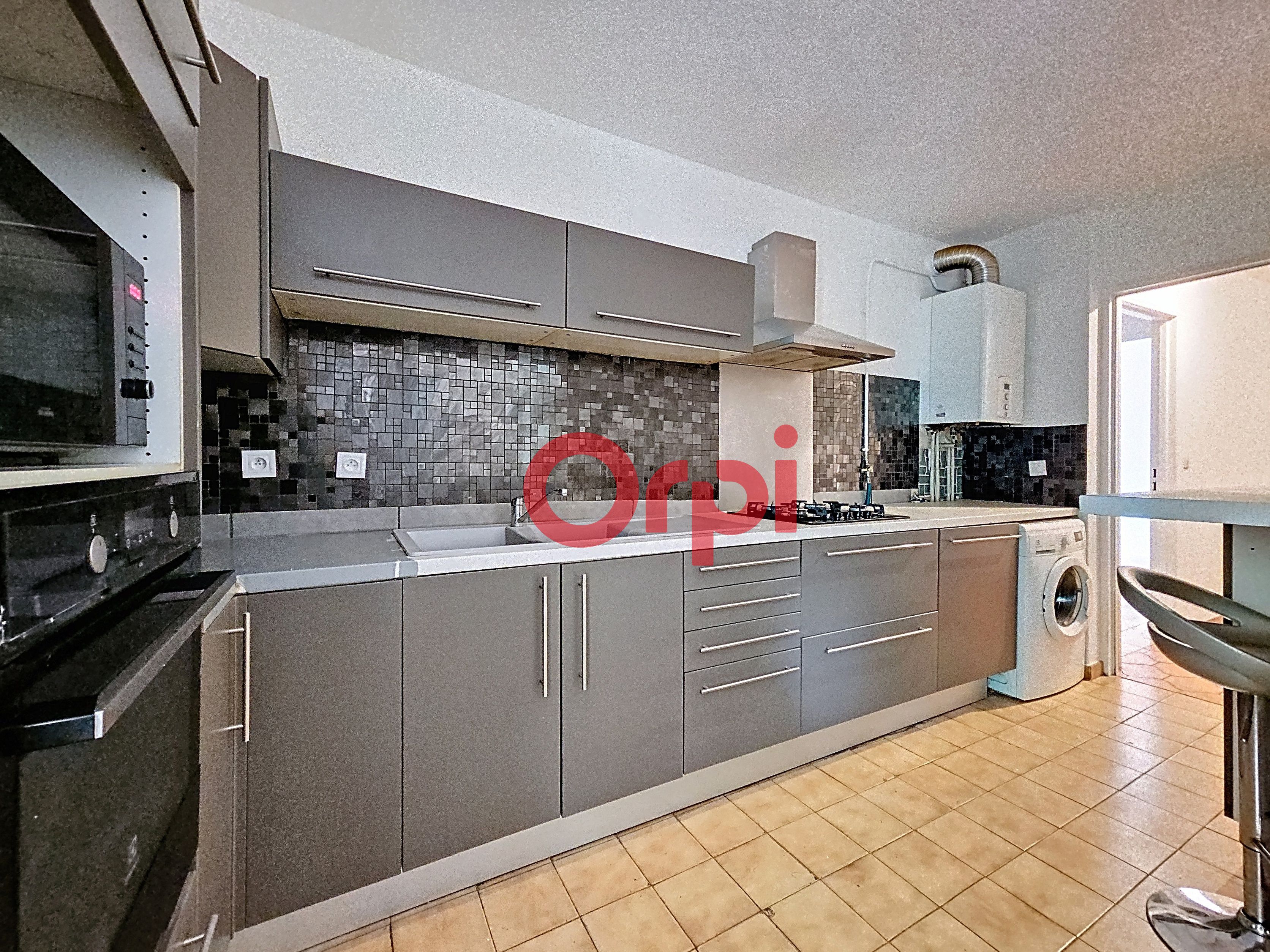 Apartment - LA SEYNE-SUR-MER