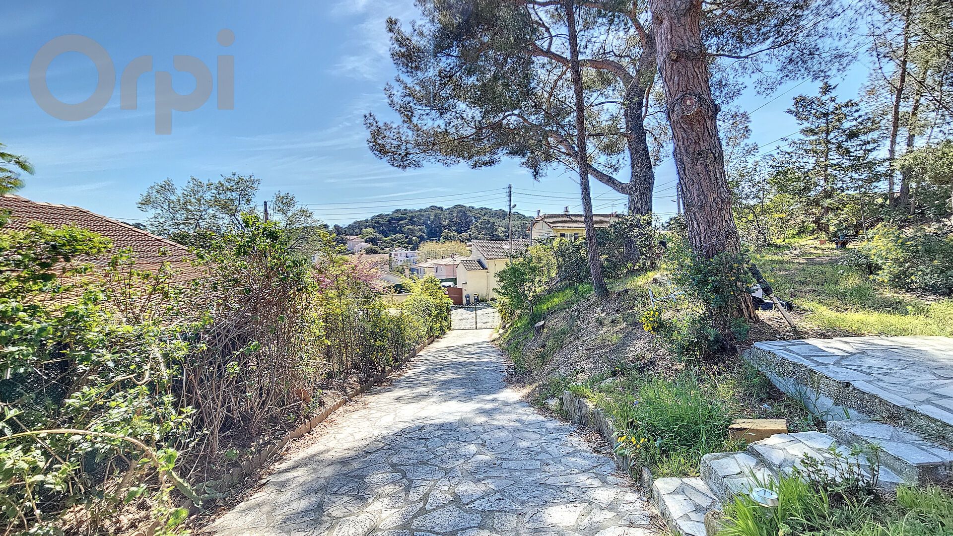 Maison-Villa - LA SEYNE SUR MER