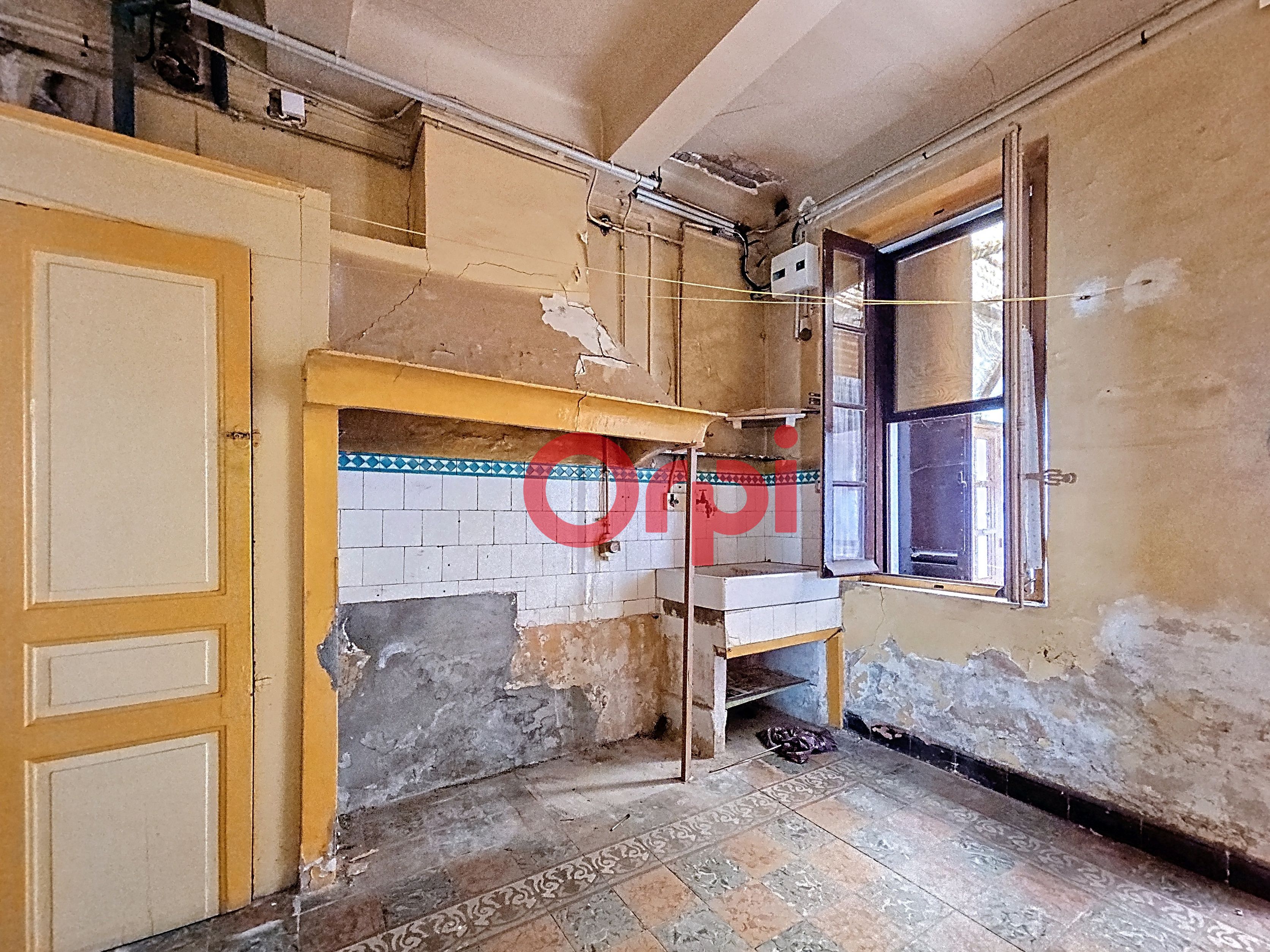 Maison-Villa - LA SEYNE SUR MER