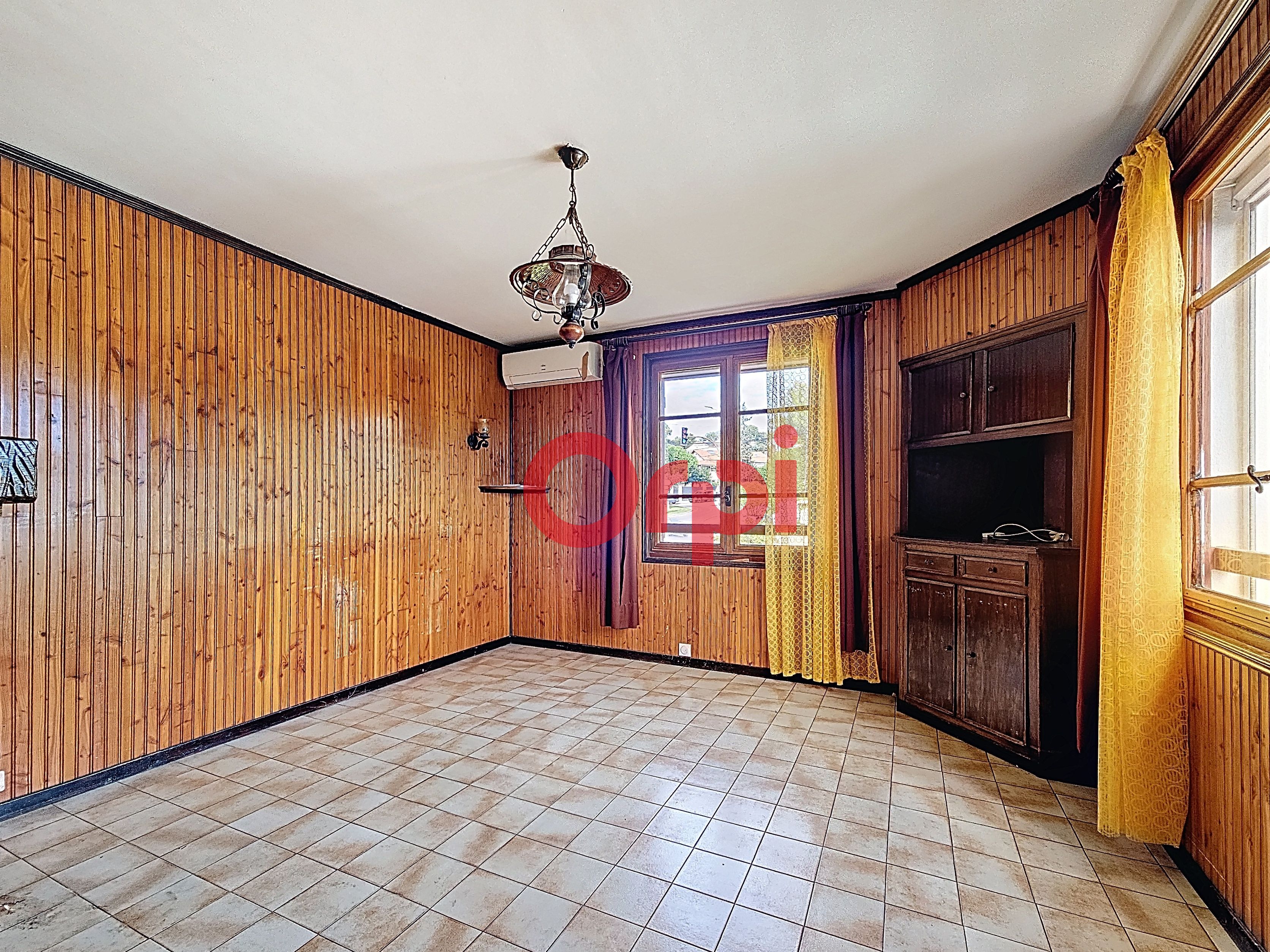 Maison-Villa - LA SEYNE SUR MER