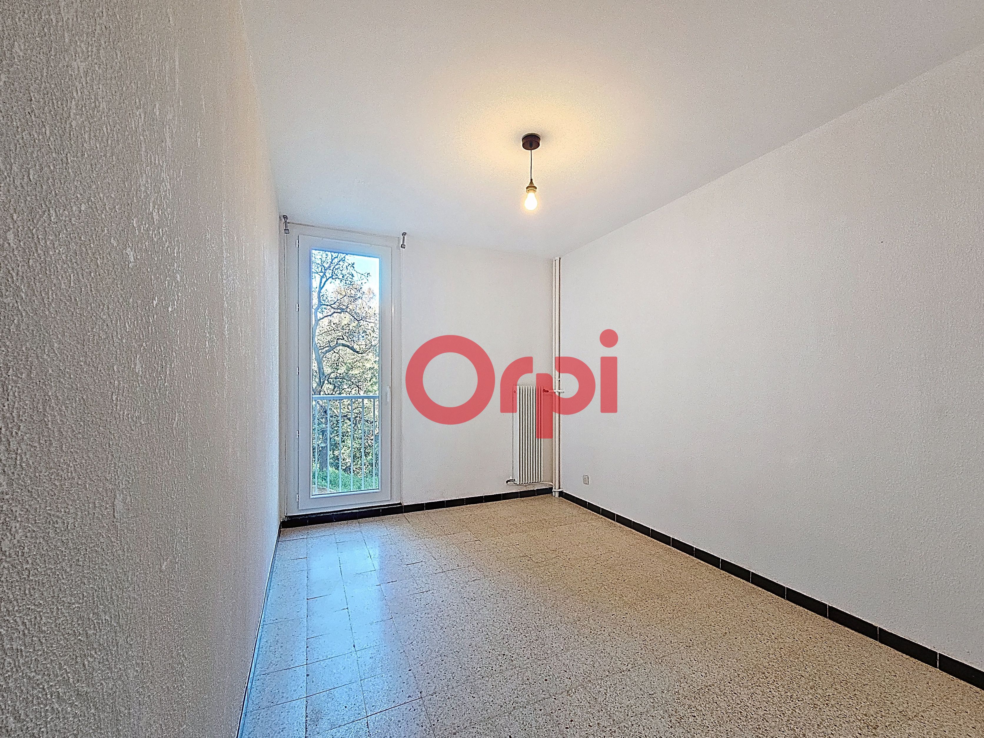 Apartment - LA SEYNE-SUR-MER